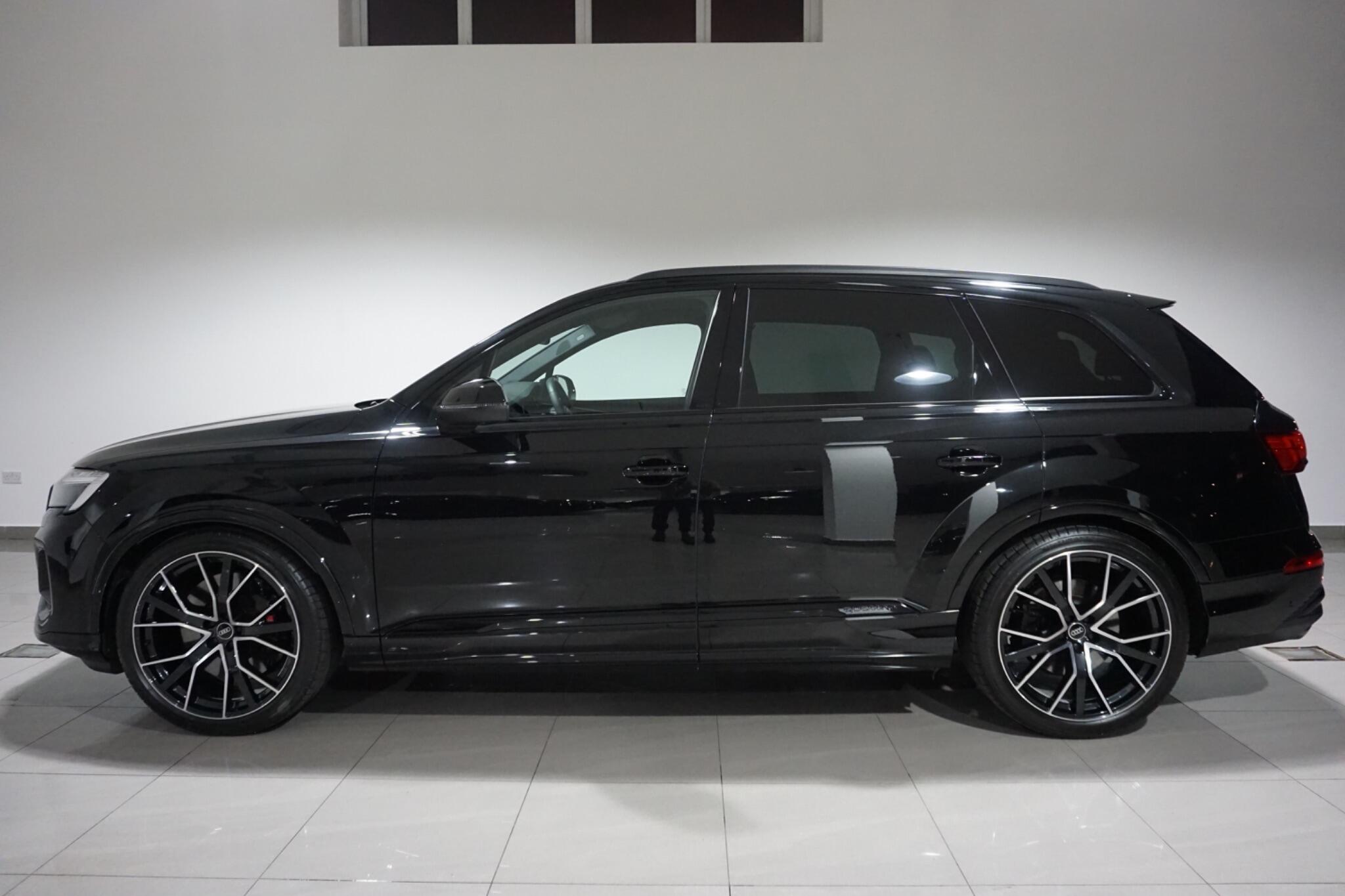 Audi SQ7 4.0 TFSI V8 Black Edition SUV 5dr Petrol Tiptronic quattro Euro 6 (s/s) (507 ps)